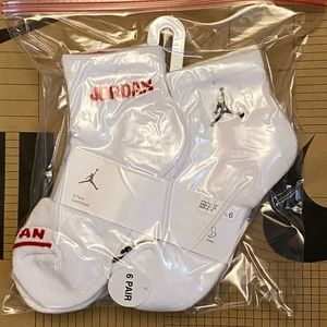 Jordan basketball cushioned Quarter socks 6 pairs
